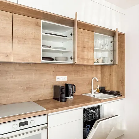 Appartement Bright Ac Parking Airport Bratislava