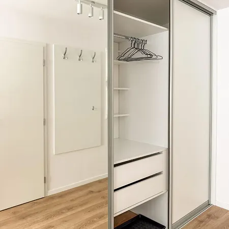 Appartement Bright Ac Parking Airport Bratislava