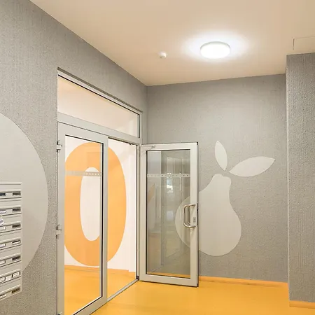 Bright Ac Parking Airport Appartement *