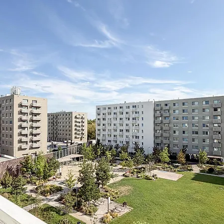 Appartement Bright Ac Parking Airport *